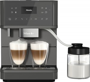 Stand-Kaffeevollautomat mit Miele@home, hochwertigem Milchgefäß und vielfältigen Kaffeespezialitäten. 