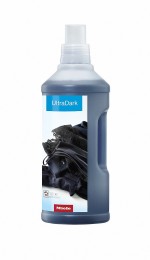 UltraDark 1,5 l für dunkle und schwarze Textilien.